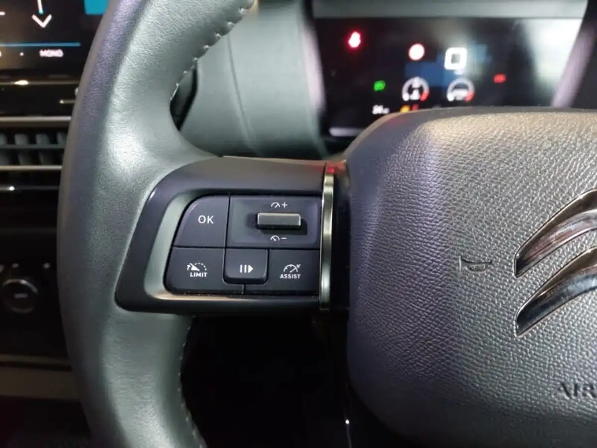 2022-citroen-c4-12-puretech-sense-plus-big-9