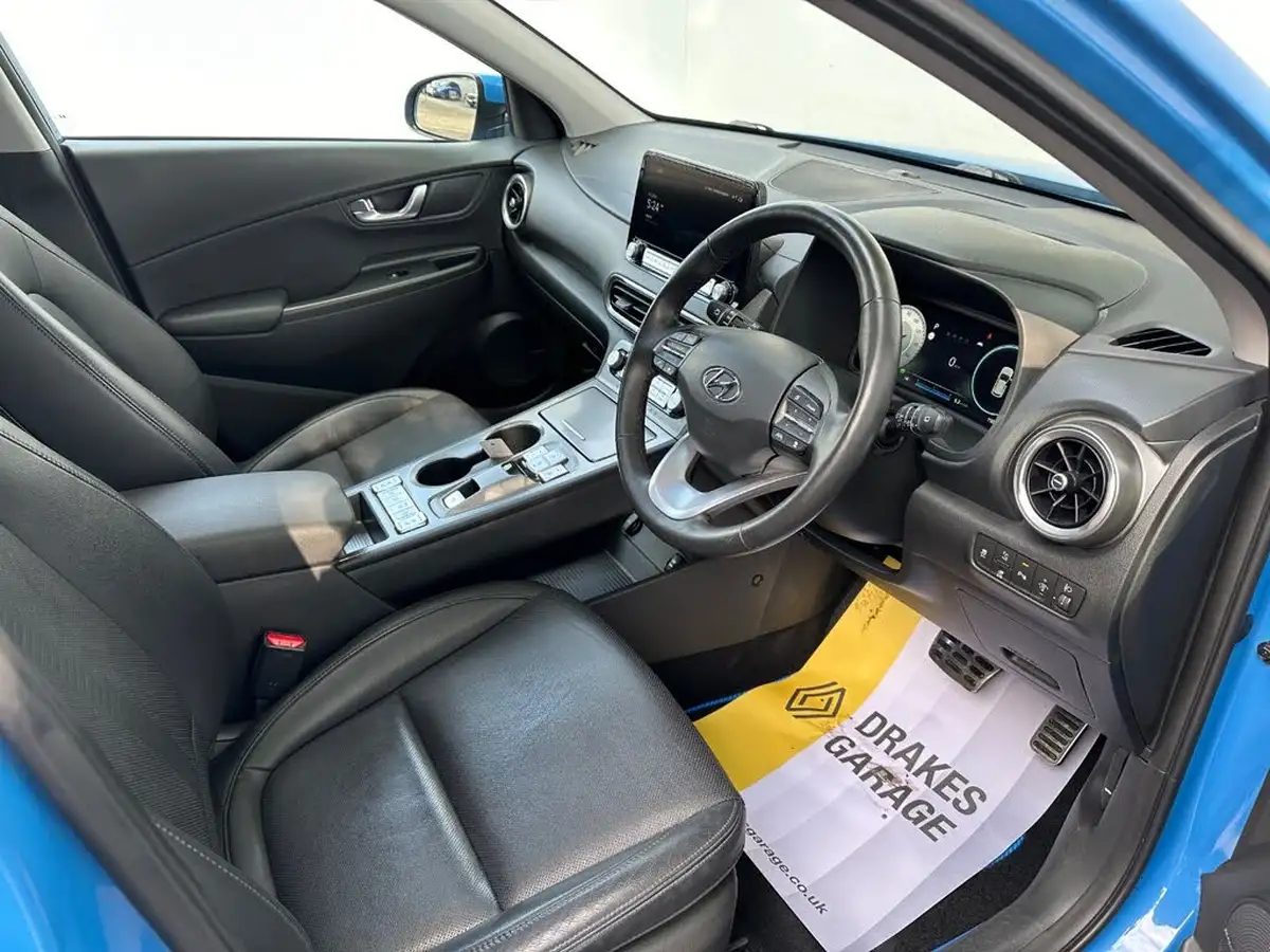 2021-hyundai-kona-e-ultimate-big-17