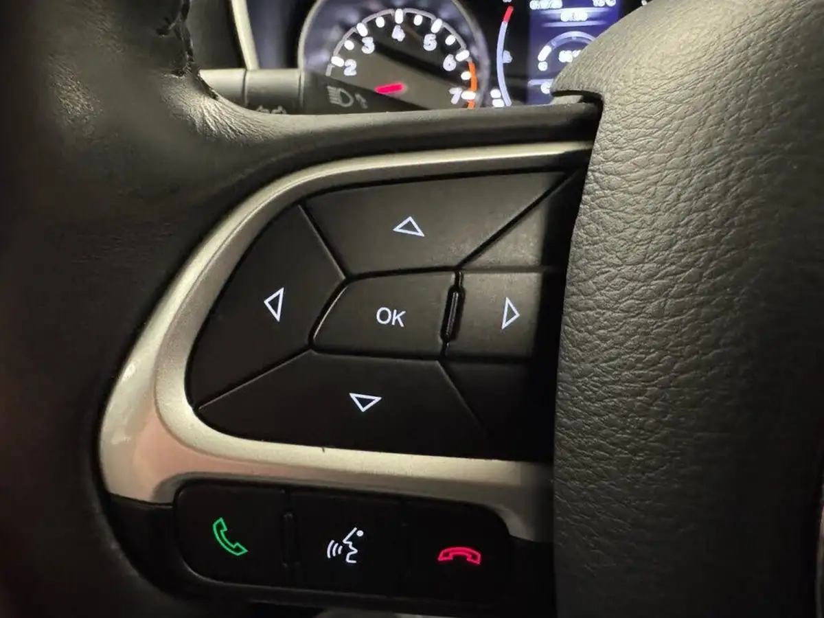 2018-jeep-compass-14-multiair-ii-longitude-big-19
