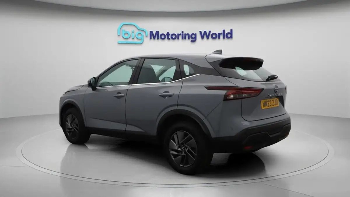 2023-nissan-qashqai-13-dig-t-acenta-premium-140ps-big-5