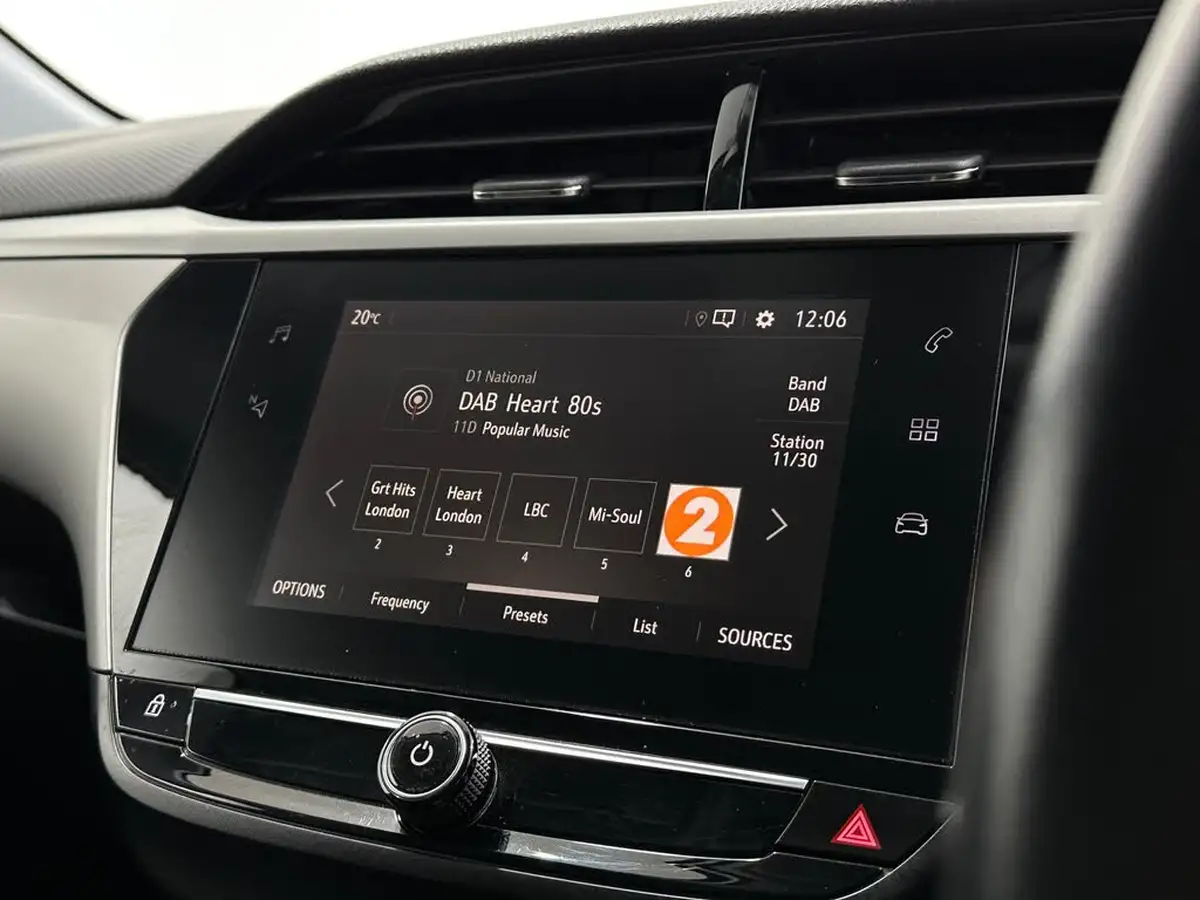 2020-vauxhall-corsa-12i-se-nav-big-22