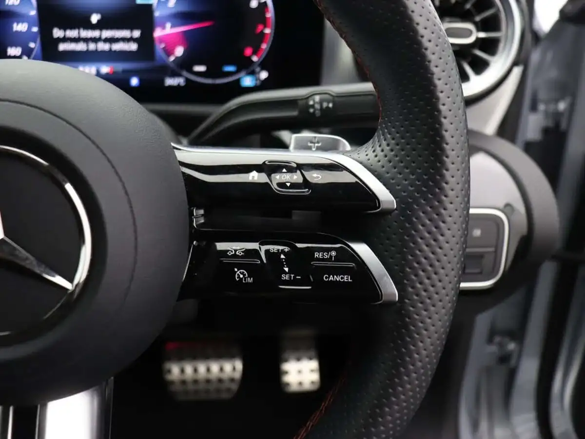 2024-mercedes-benz-a-class-13-a200-amg-line-executive-hatchback-5d-big-24