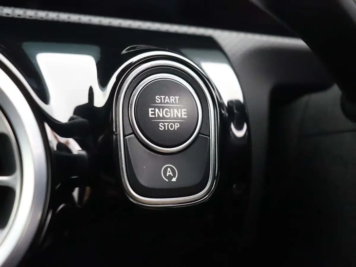 2024-mercedes-benz-a-class-13-a200-amg-line-executive-hatchback-5d-big-48