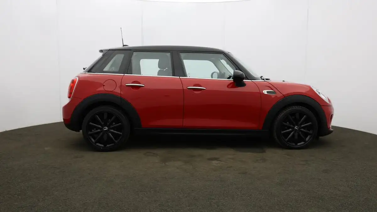 2017-mini-cooper-15-cooper-ss-hatchback-5d-big-45