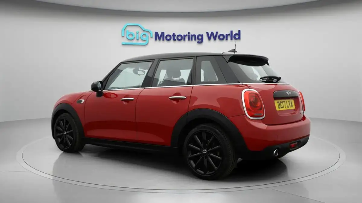 2017-mini-cooper-15-cooper-ss-hatchback-5d-big-5