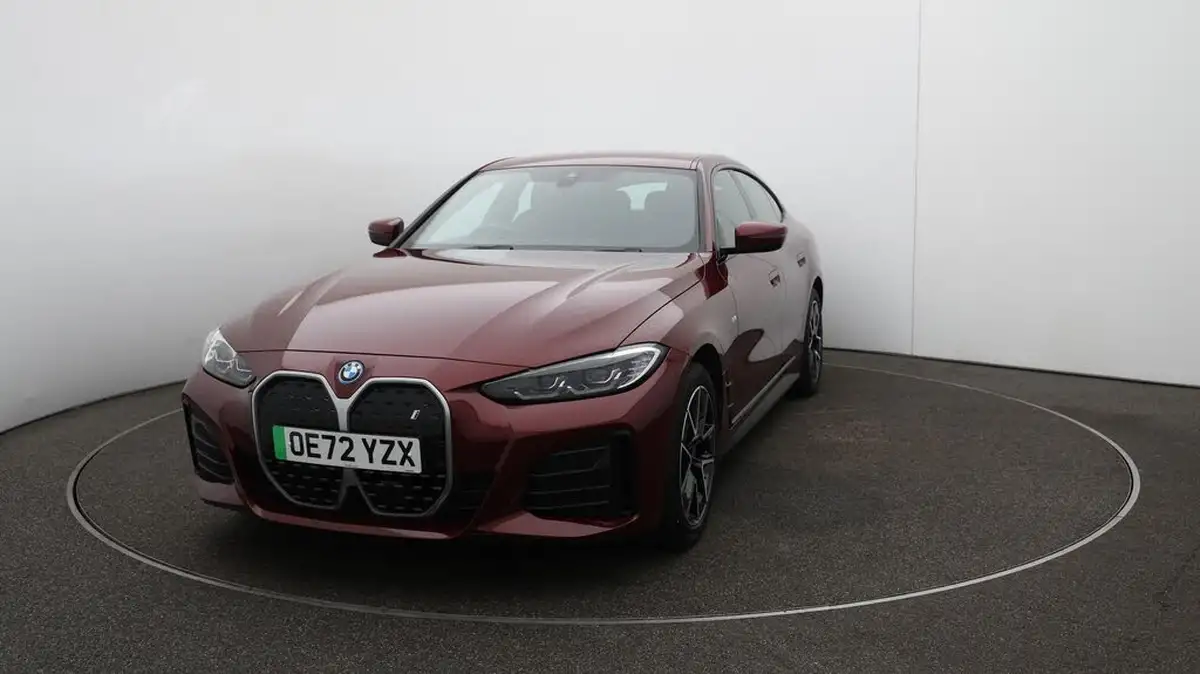 2022-bmw-i4-e-edrive40-m-sport-big-40
