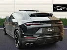 2023-lamborghini-urus-40-no-trim-small-5