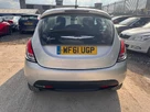 2011-chrysler-ypsilon-12-s-small-6