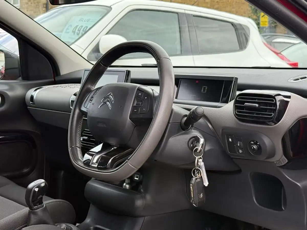 2017-citroen-c4-cactus-12-puretech-feel-edition-big-18