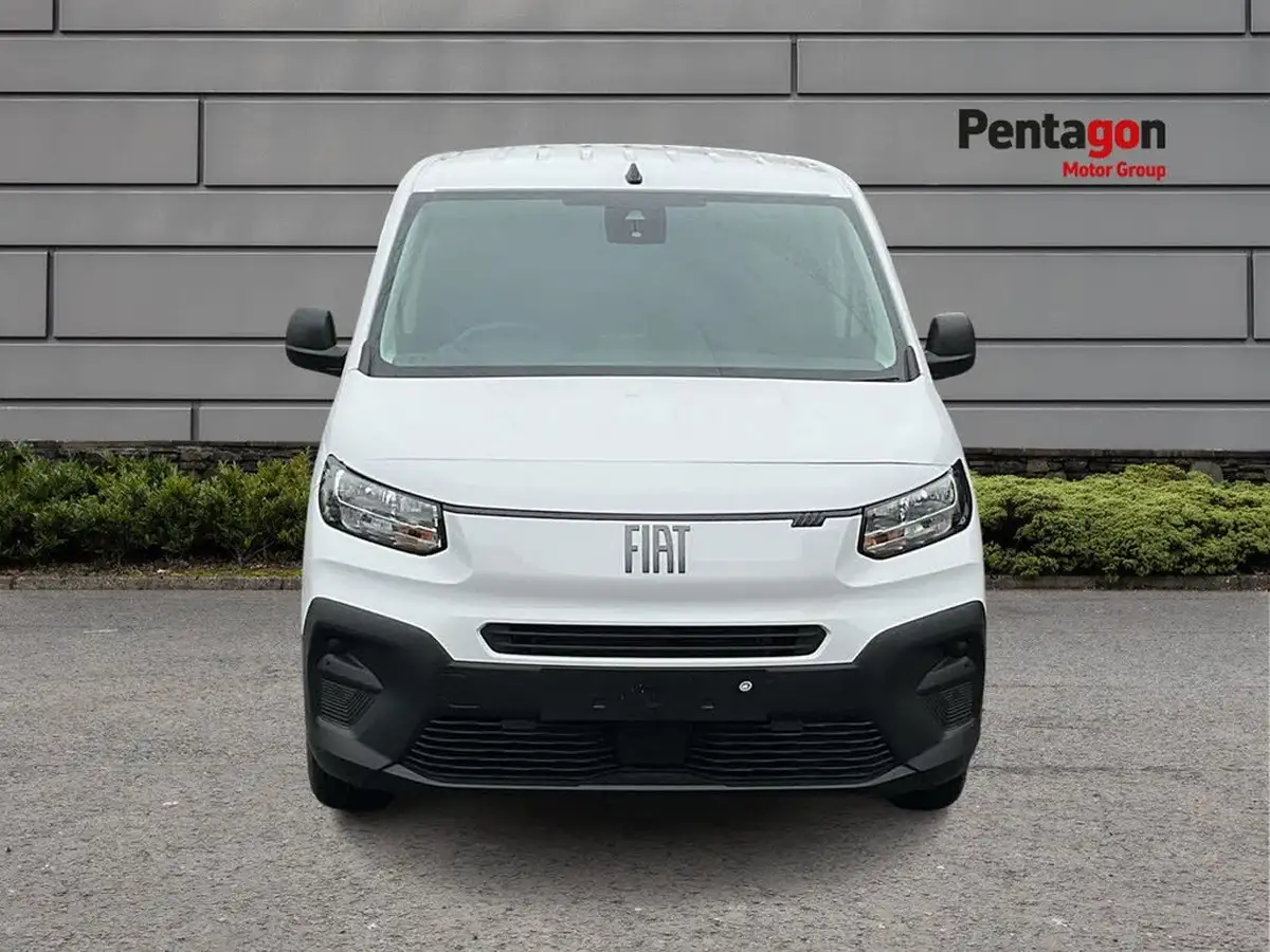 2025-fiat-doblo-big-15