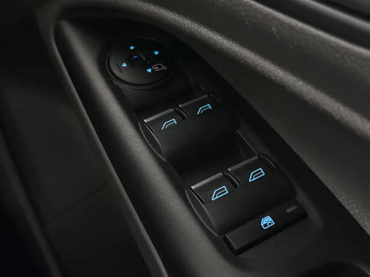 2019-ford-grand-tourneo-connect-15-titanium-ss-powershift-big-41