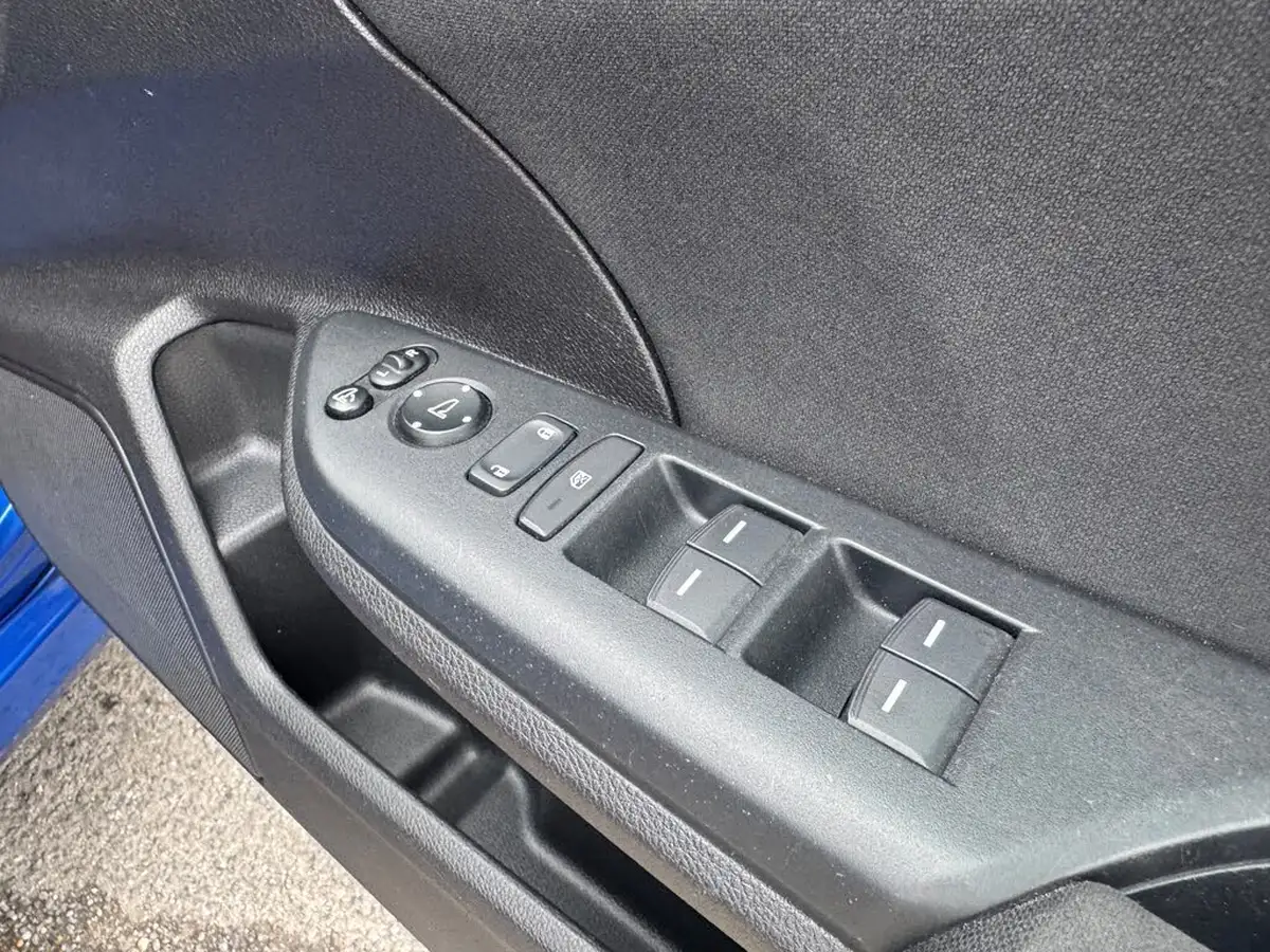 2018-honda-civic-10-vtec-turbo-sr-129ps-hatchback-5d-cvt-big-42