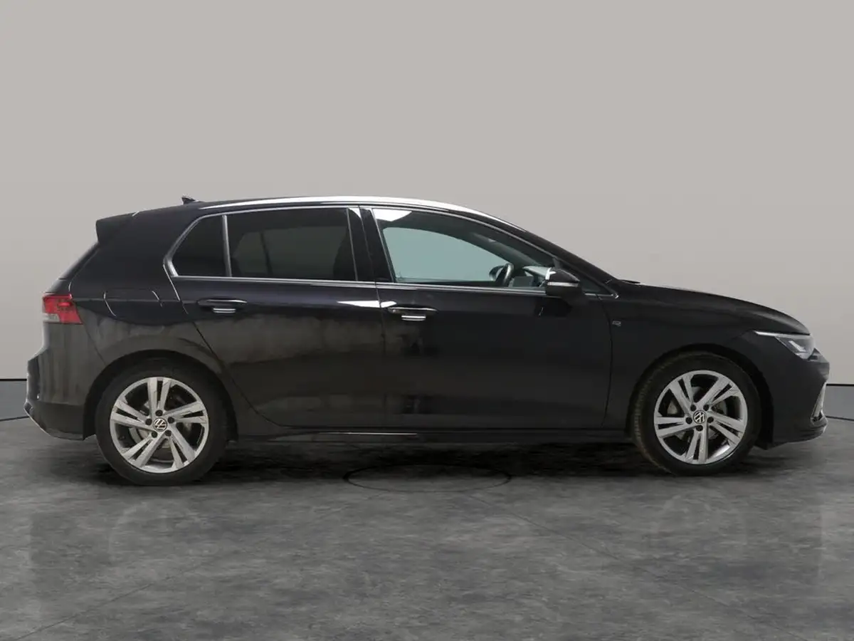 2021-volkswagen-golf-15-tsi-r-line-130ps-hatchback-big-8