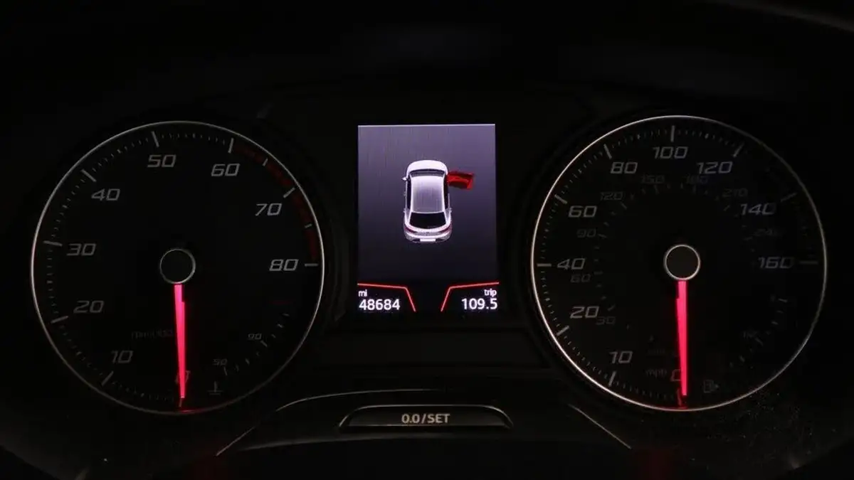 2019-seat-leon-15-tsi-evo-se-dynamic-hatchback-big-10