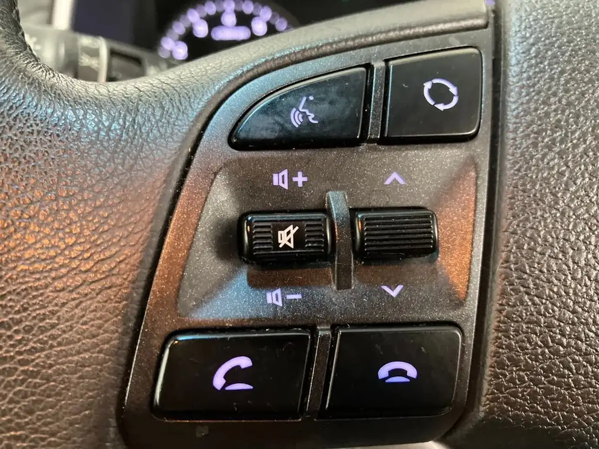 2019-hyundai-tucson-16-t-gdi-se-nav-dct-big-18