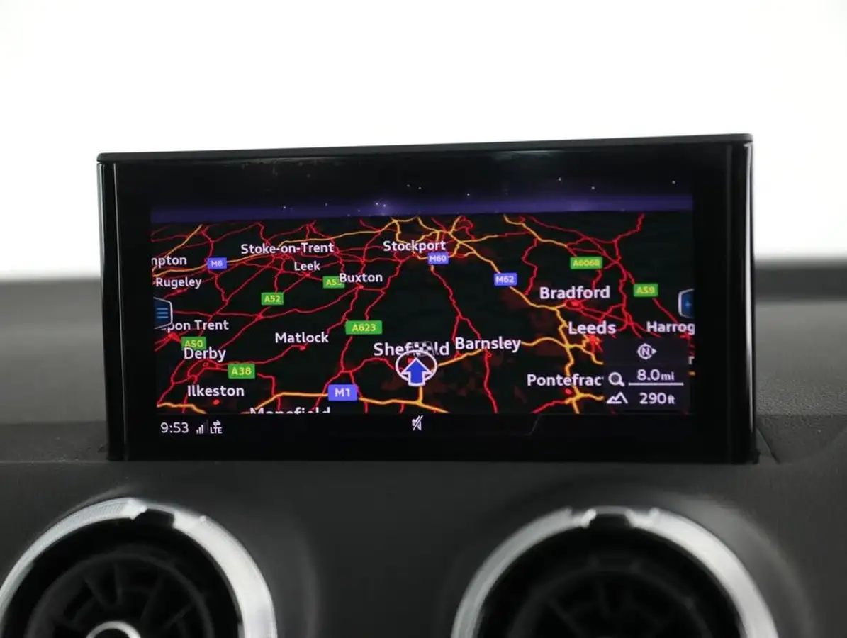 2022-audi-q2-10-30-tfsi-sport-big-31