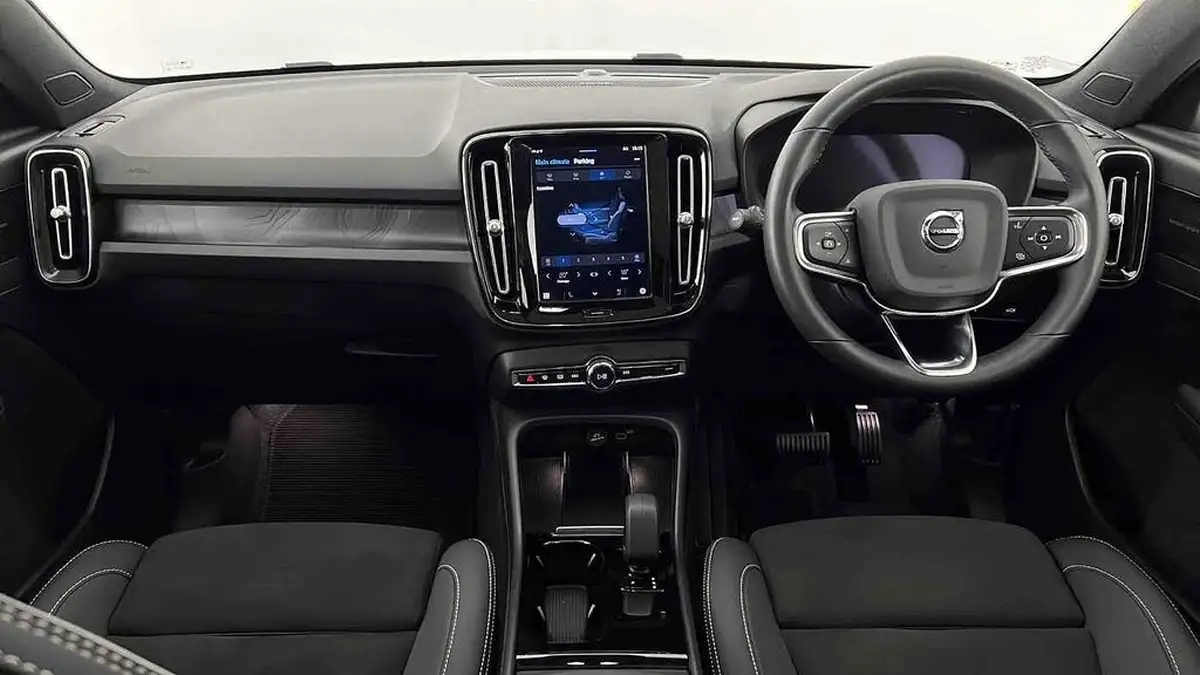 2022-volvo-c40-e-twin-recharge-pro-big-9