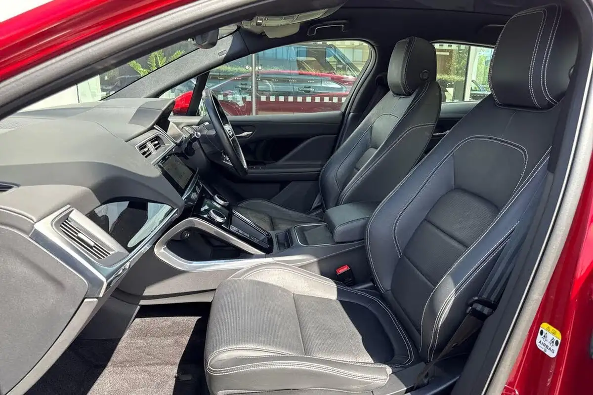 2019-jaguar-i-pace-ev400-se-big-37