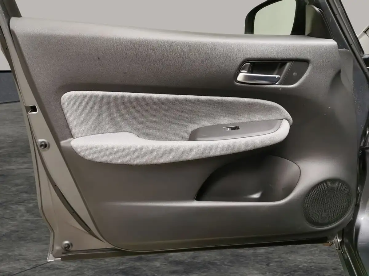 2022-honda-jazz-15-i-mmd-ex-109ps-big-32