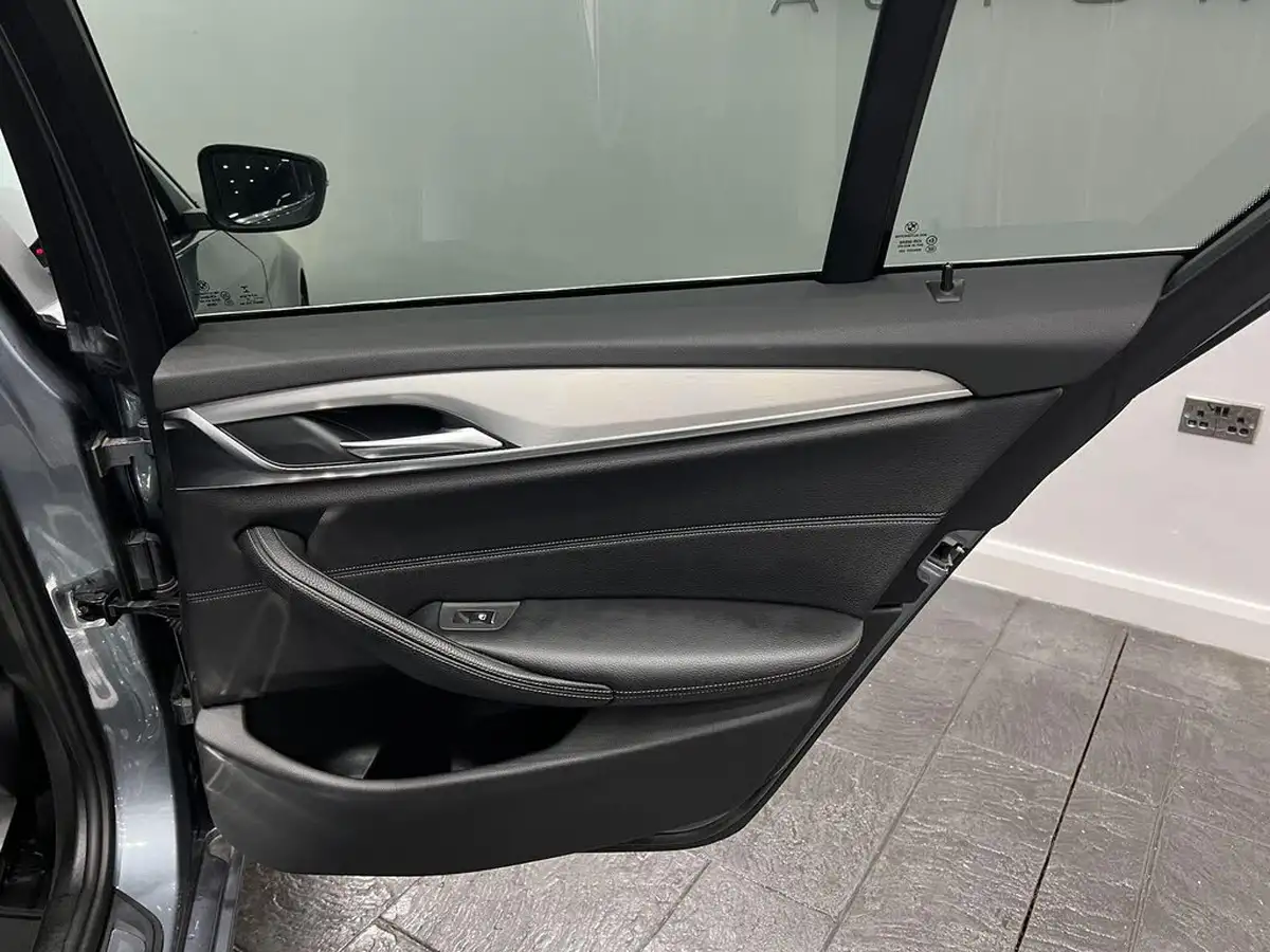 2017-bmw-5-series-20td-520d-se-188bhp-saloon-4d-big-78