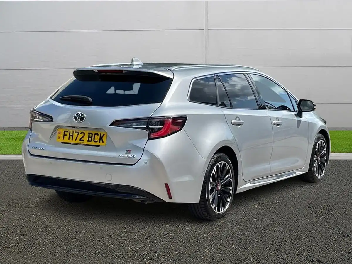 2023-toyota-corolla-18-vvt-i-gr-sport-138bhp-touring-sports-big-6