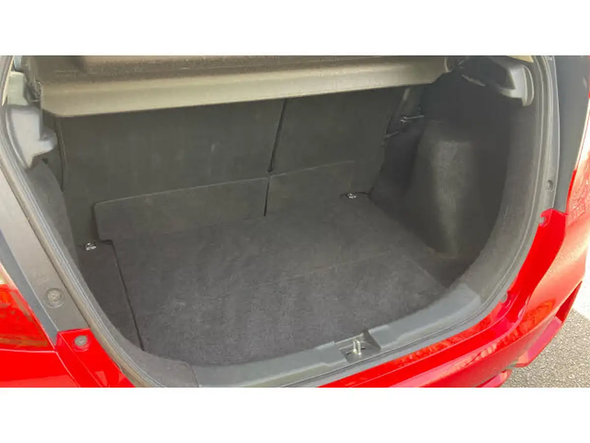 2018-honda-jazz-13-i-vtec-s-big-20