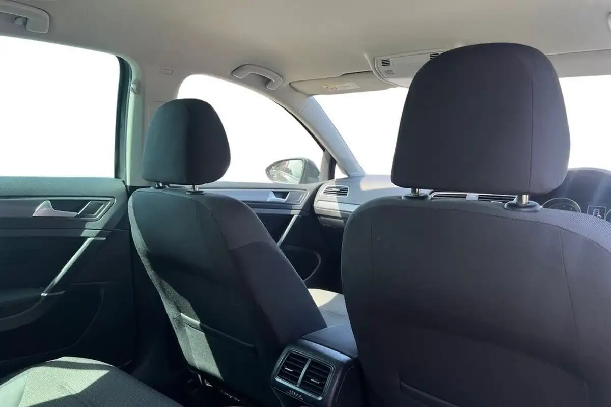 2019-volkswagen-golf-10-tsi-match-hatchback-5d-big-9