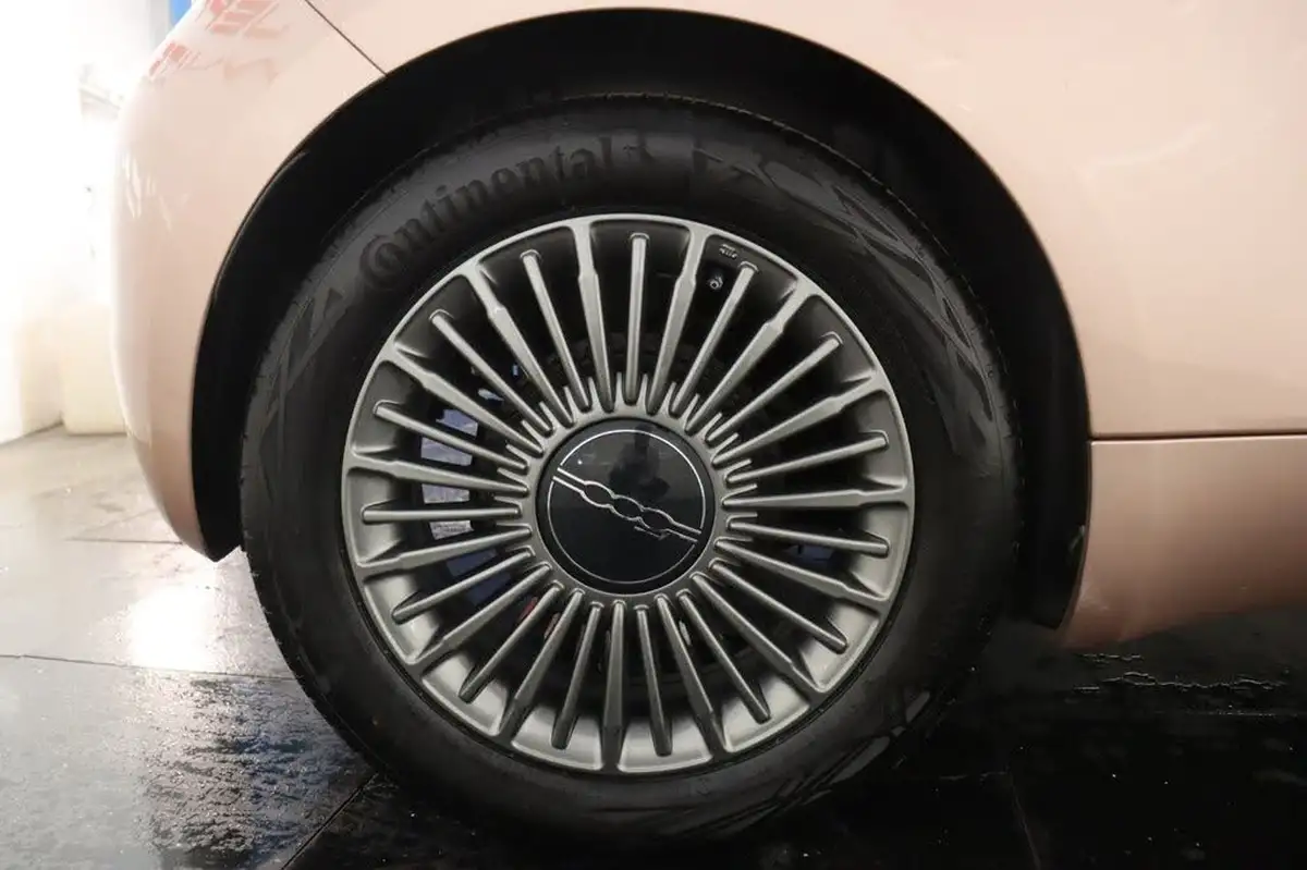2022-fiat-500-e-icon-117bhp-big-35