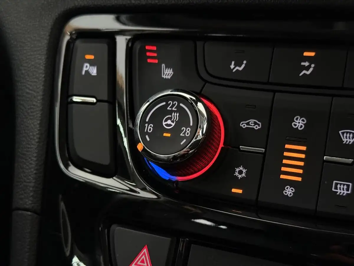 2018-vauxhall-mokka-x-14i-16v-turbo-elite-nav-140ps-ssecotec-1364cc-big-39