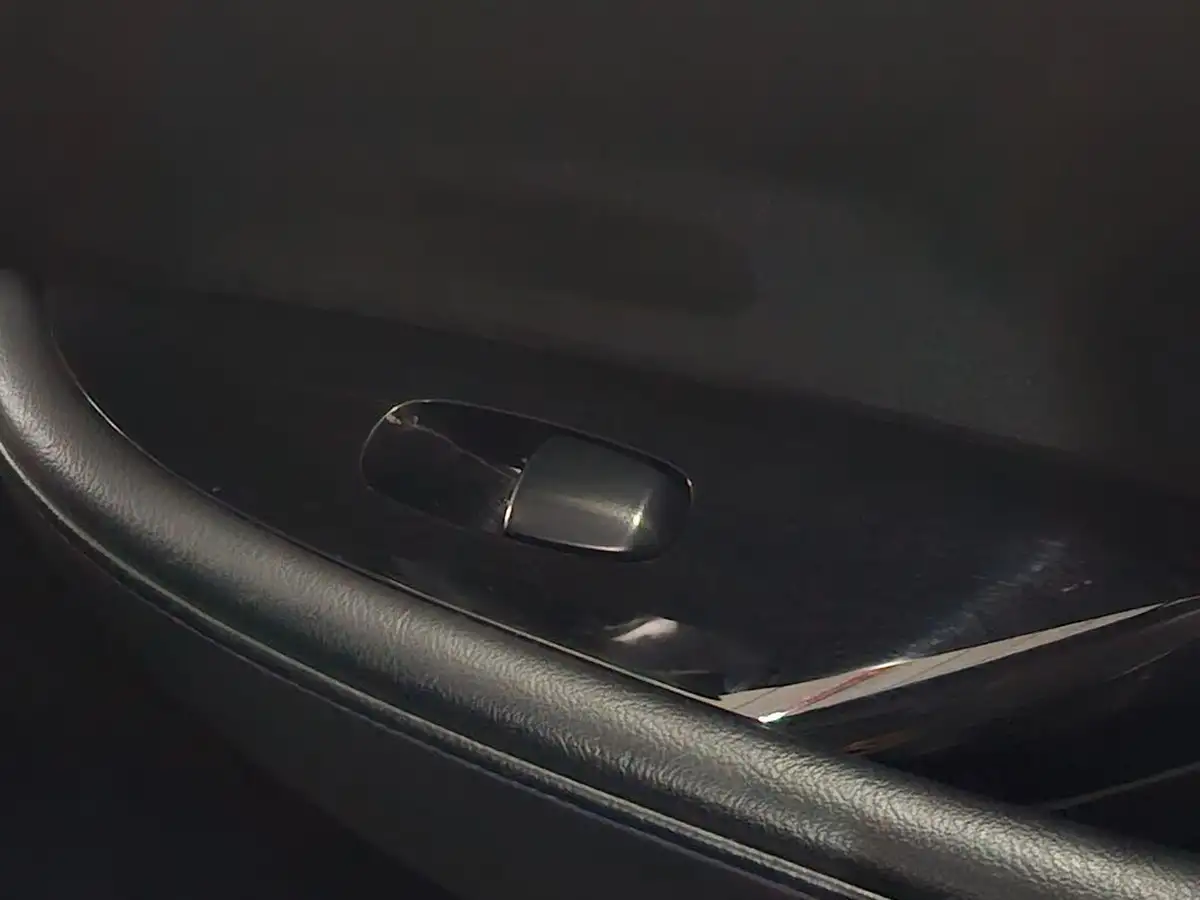 2019-nissan-leaf-e-n-connecta-big-32