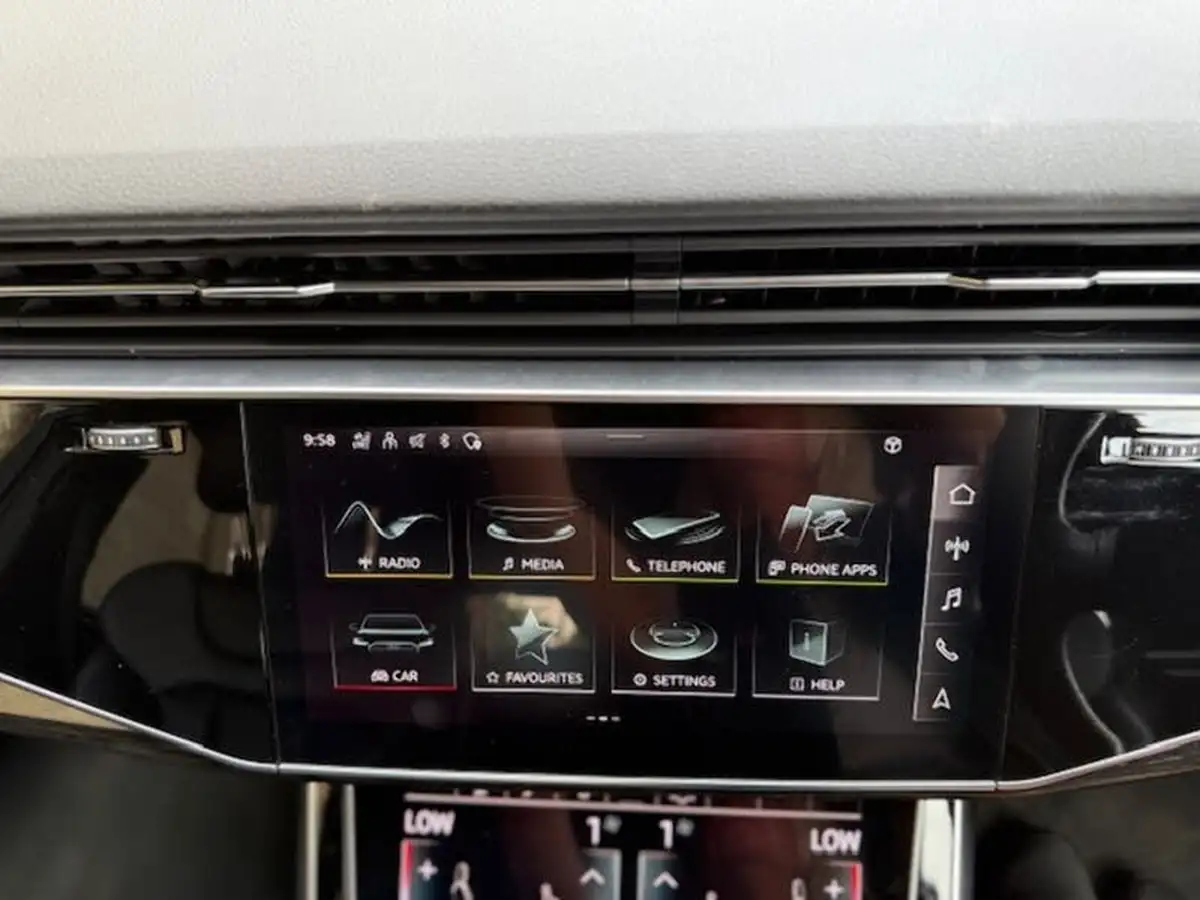2022-audi-q7-30-55-tfsi-black-edition-big-23