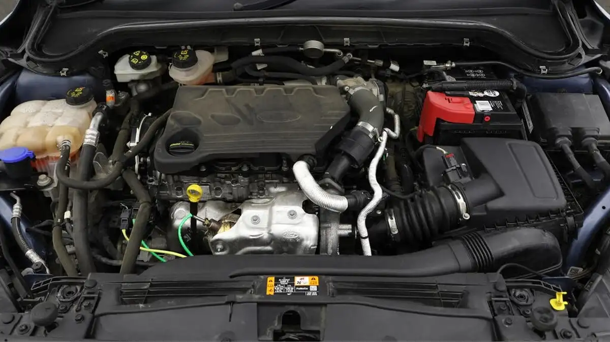 2021-ford-focus-15-st-line-estate-big-19