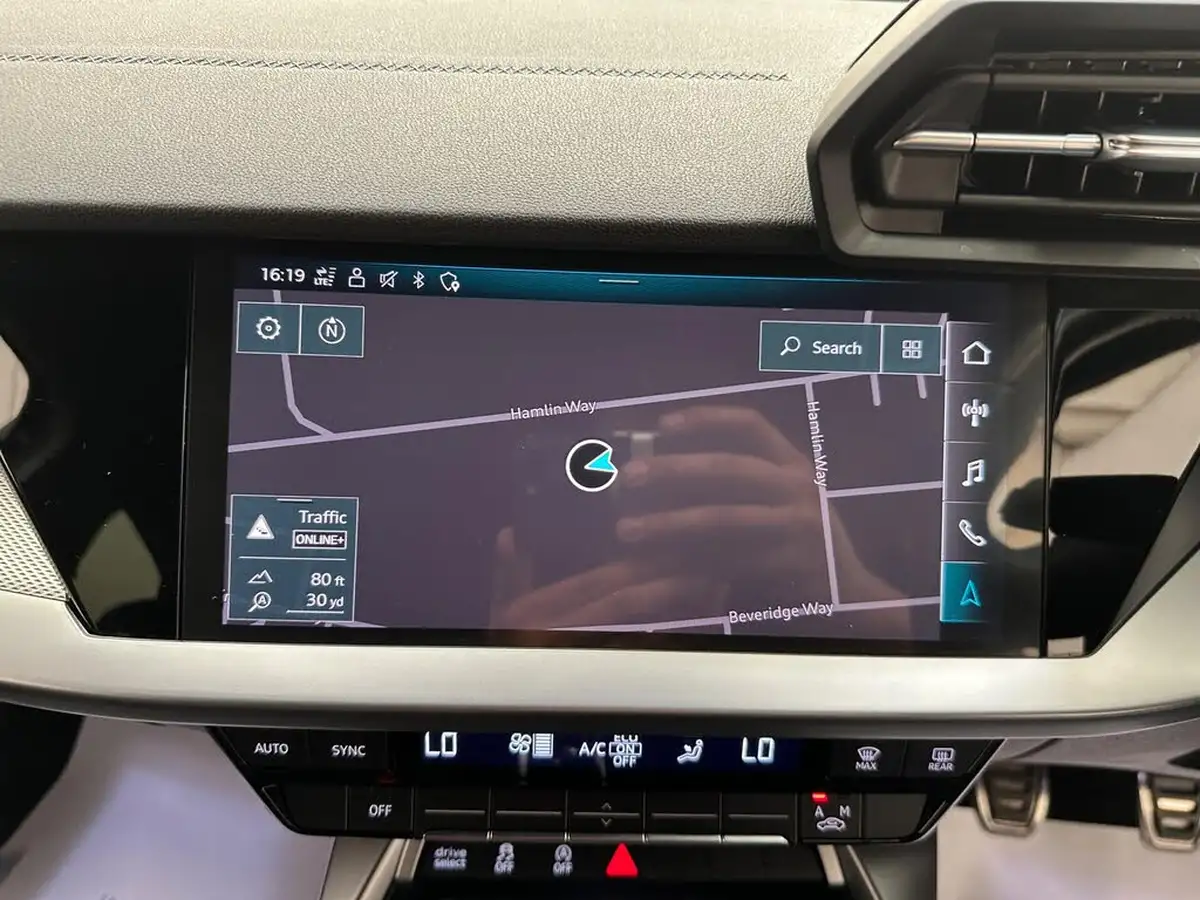 2023-audi-a3-15-35-tfsi-s-line-sportback-5d-big-17