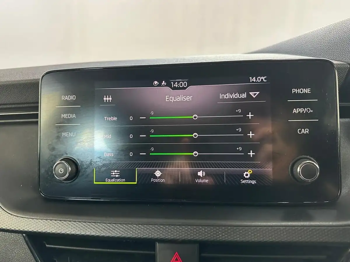 2022-skoda-scala-10-tsi-se-109ps-big-44