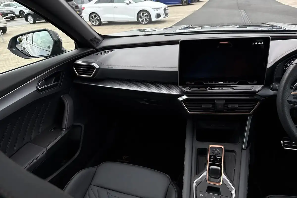 2024-cupra-formentor-20-tsi-vz2-333ps-4drive-big-14