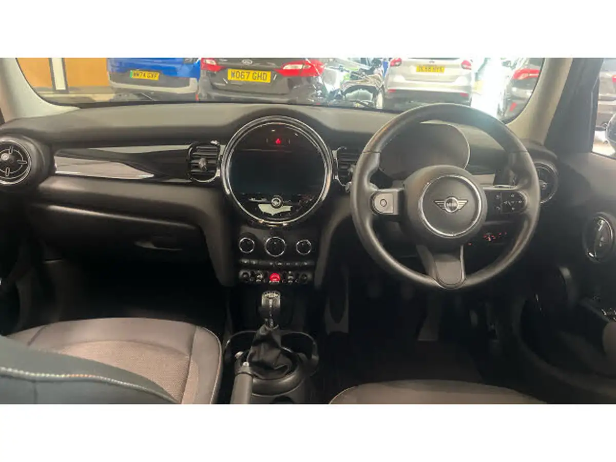 2021-mini-cooper-15-cooper-classic-hatchback-5d-big-9