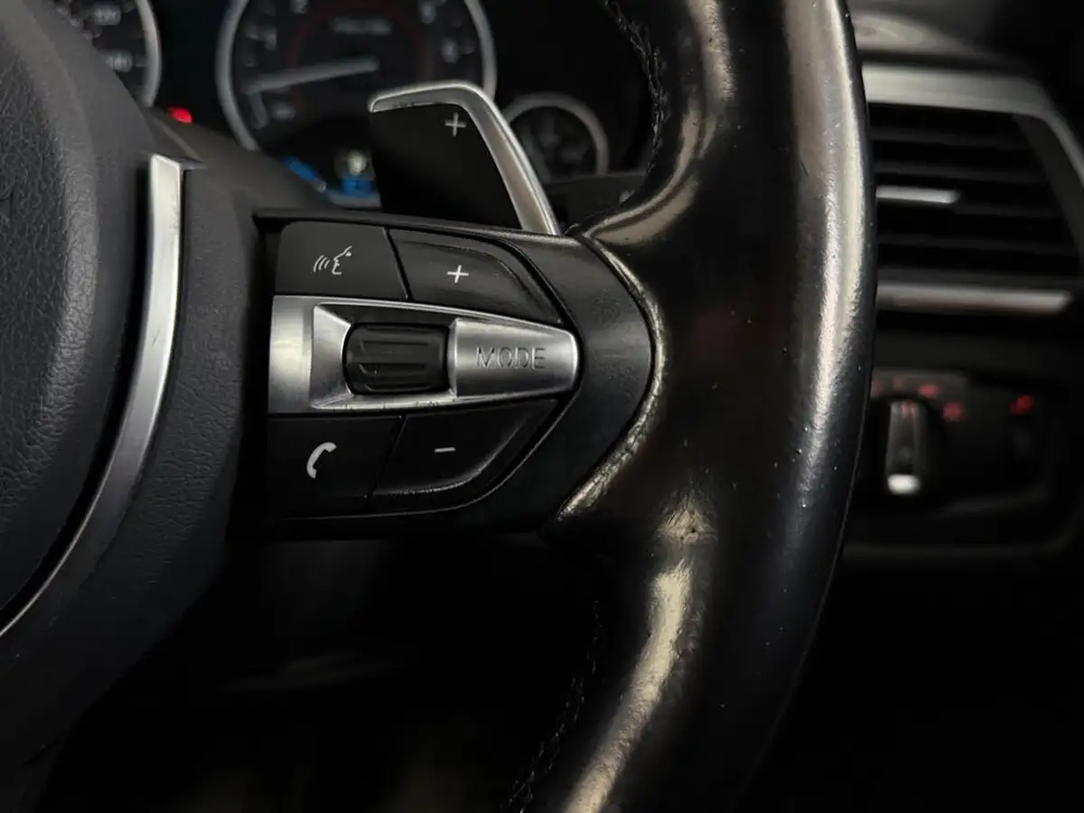 2018-bmw-3-series-20-330e-m-sport-big-26