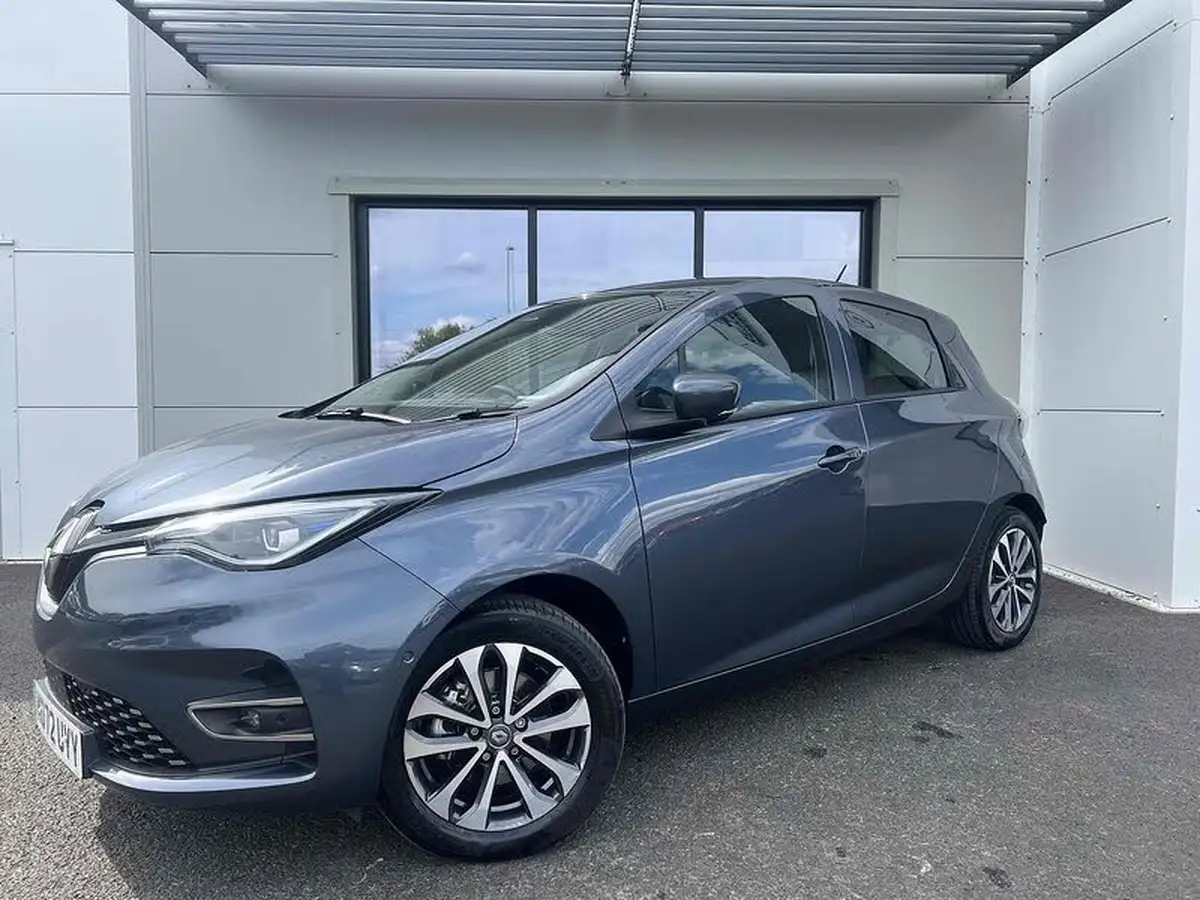 2022-renault-zoe-e-gt-line-big-15