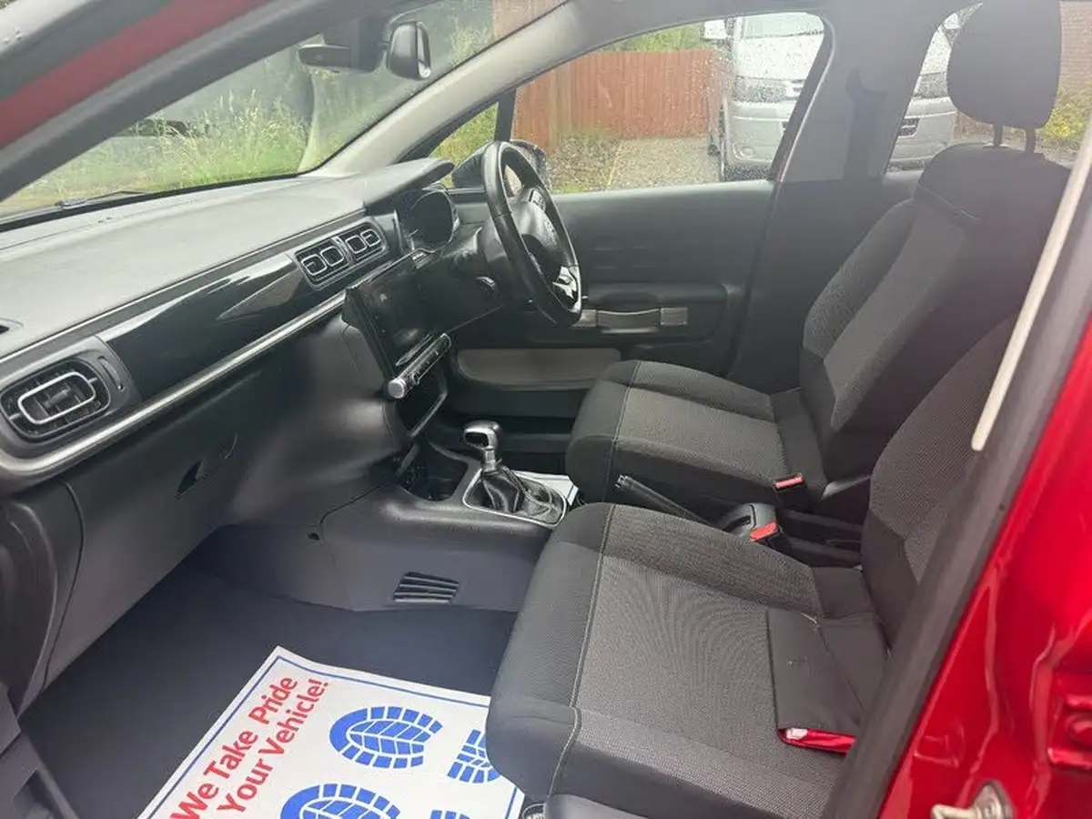 2017-citroen-c3-12-puretech-flair-110ps-ss-eat6-big-23