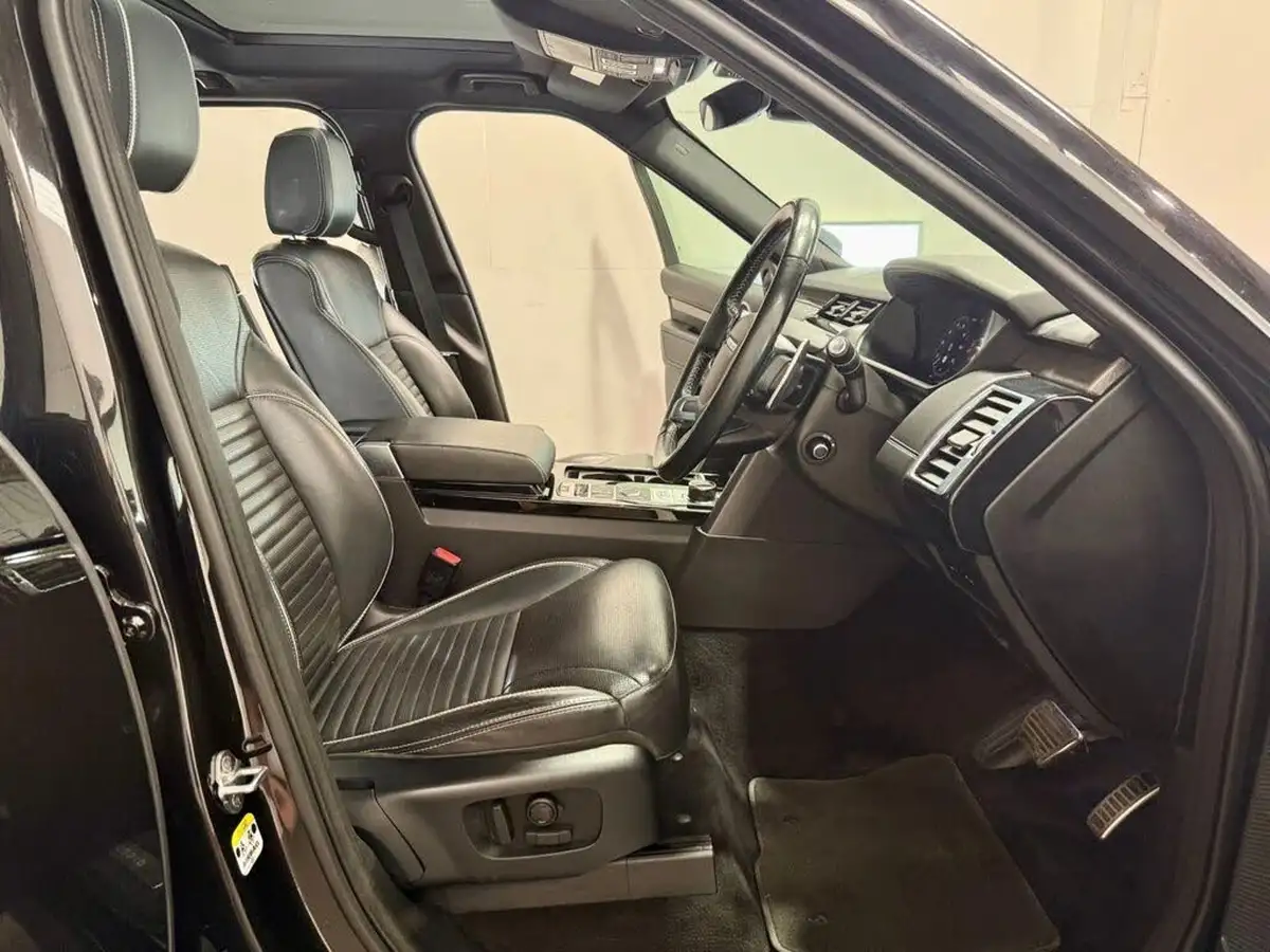 2020-land-rover-discovery-30-sd6-hse-big-33