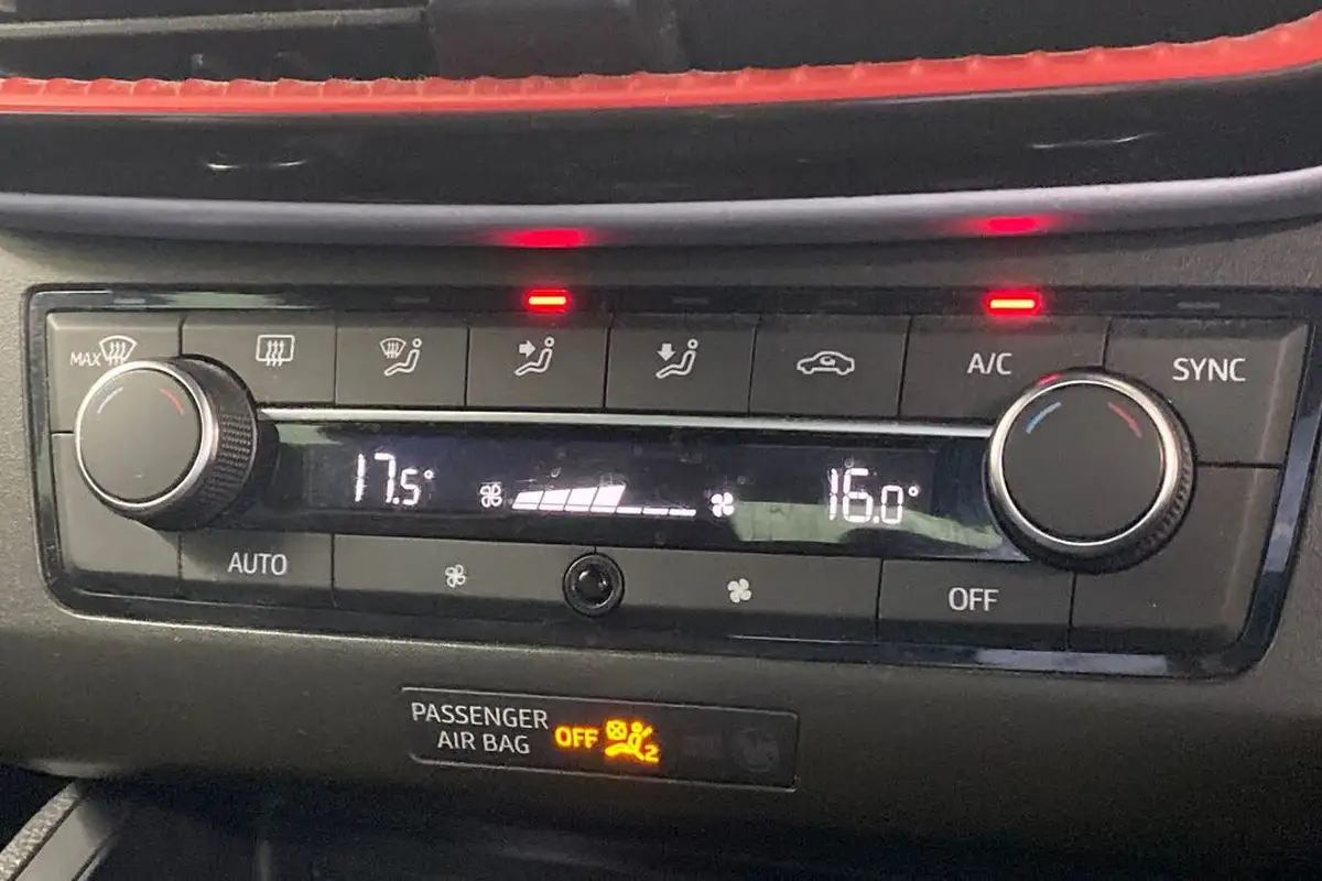 2023-seat-ibiza-10-tsi-fr-110ps-big-27