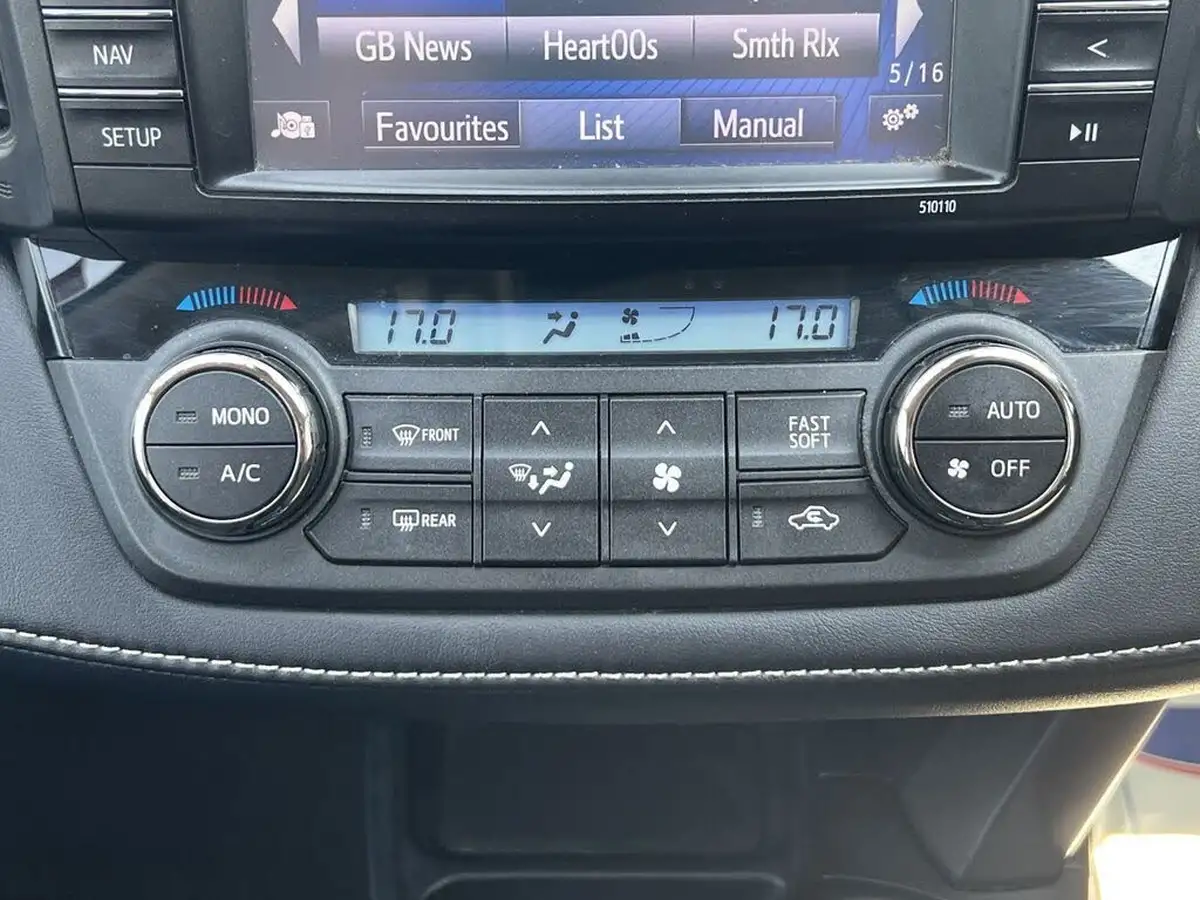 2016-toyota-rav4-25-vvt-i-business-edition-plus-tss-navi-cvt-big-34