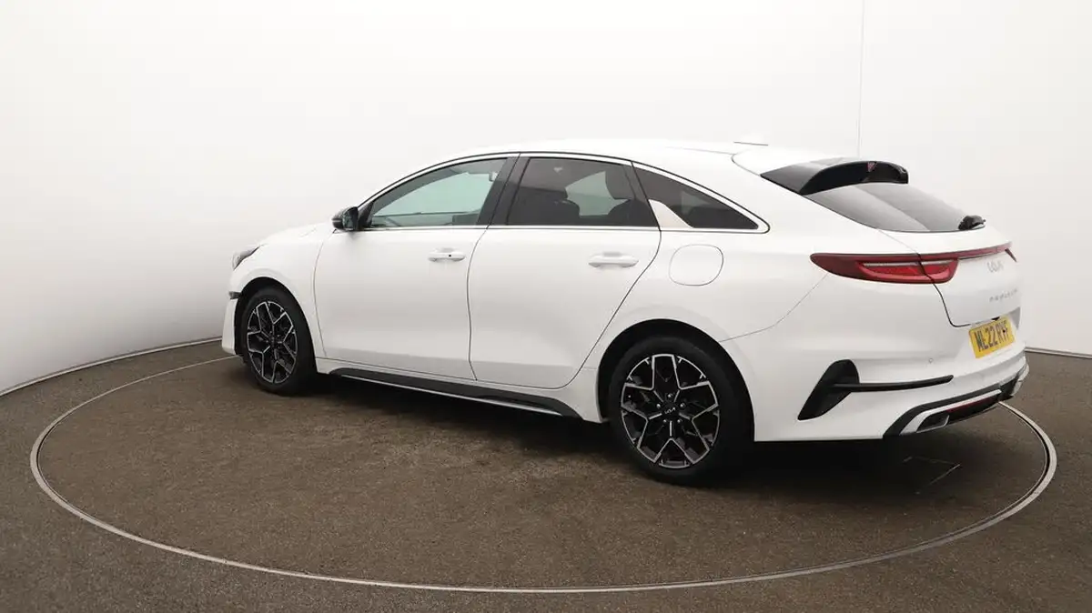 2022-kia-pro-ceed-15-t-gdi-gt-line-big-36
