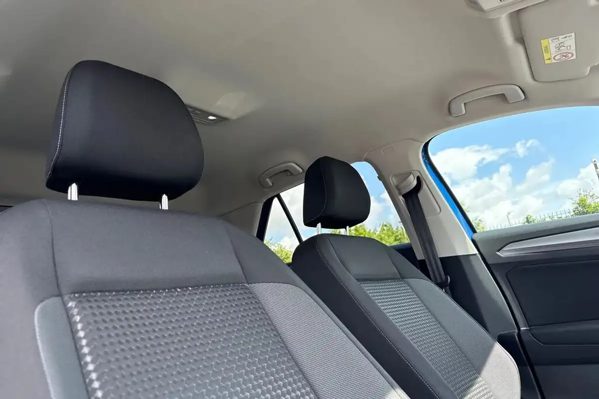 2021-volkswagen-t-roc-15-tsi-active-hatchback-5d-dsg-big-23