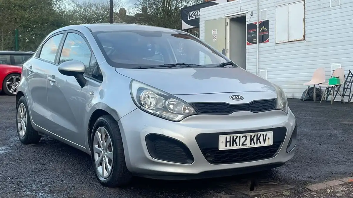 2012-kia-rio-11crdi-1-air-big-1