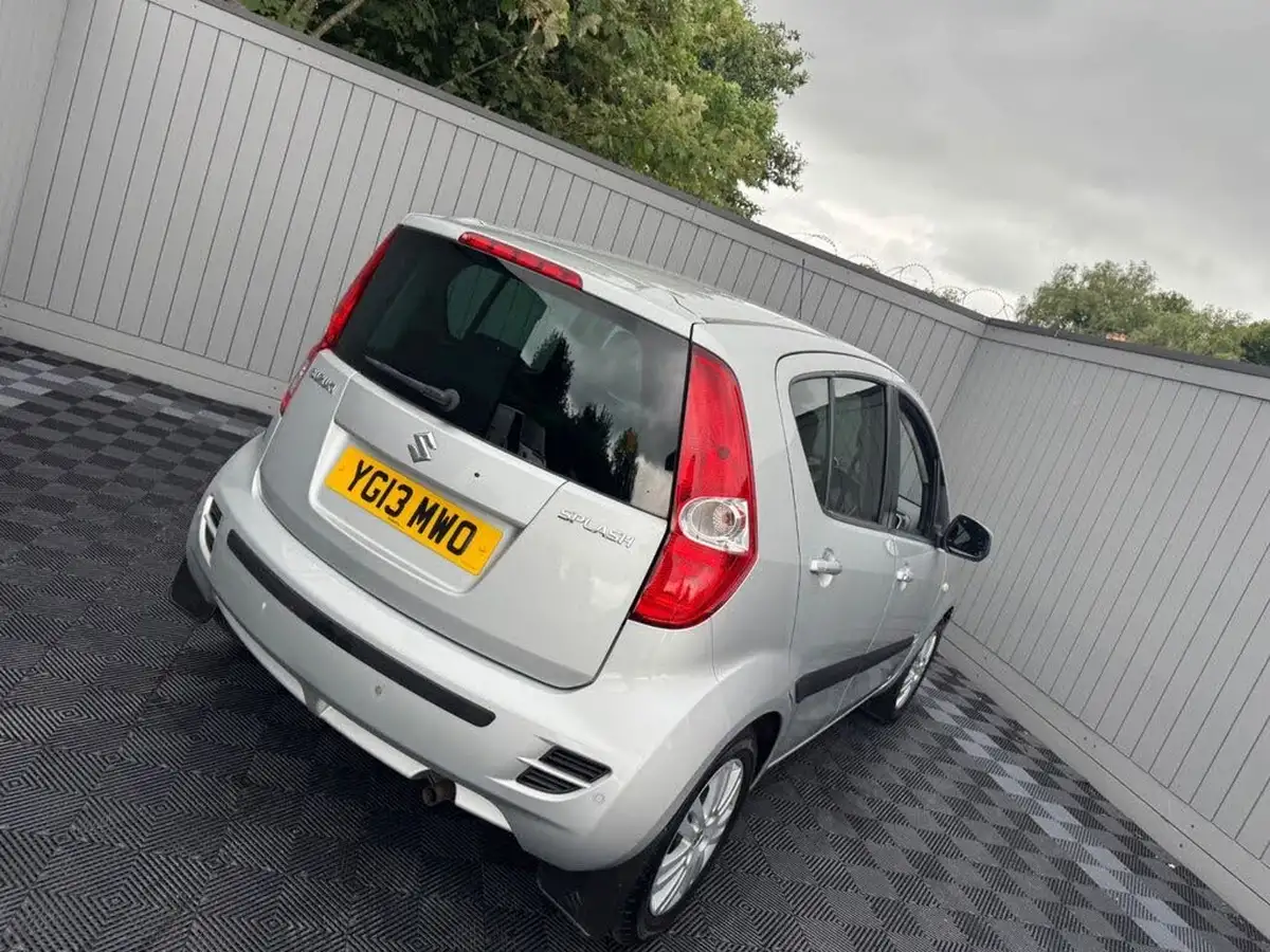 2013-suzuki-splash-12-sz4-auto-big-13