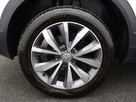 2018-volkswagen-t-roc-10-tsi-design-small-12