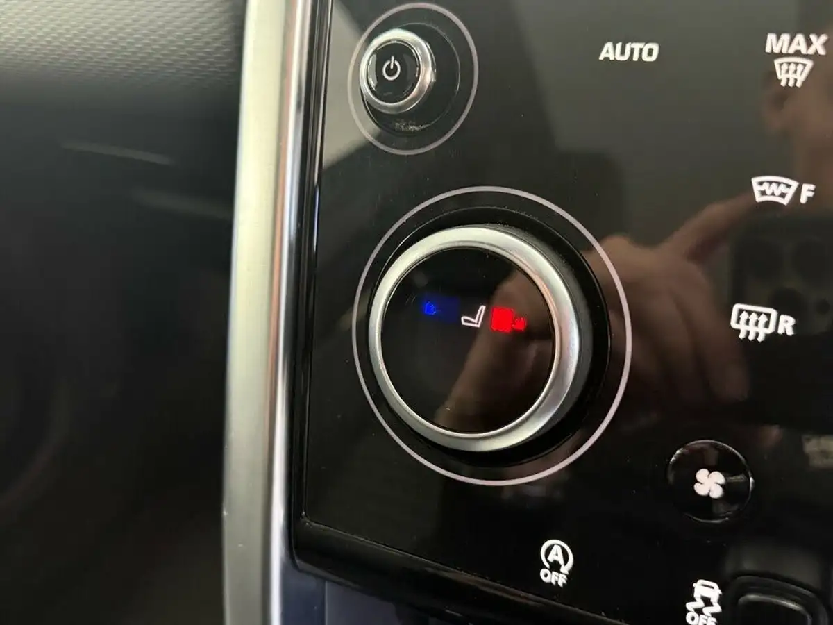 2021-land-rover-discovery-sport-20-d165-r-dynamic-s-plus-big-51
