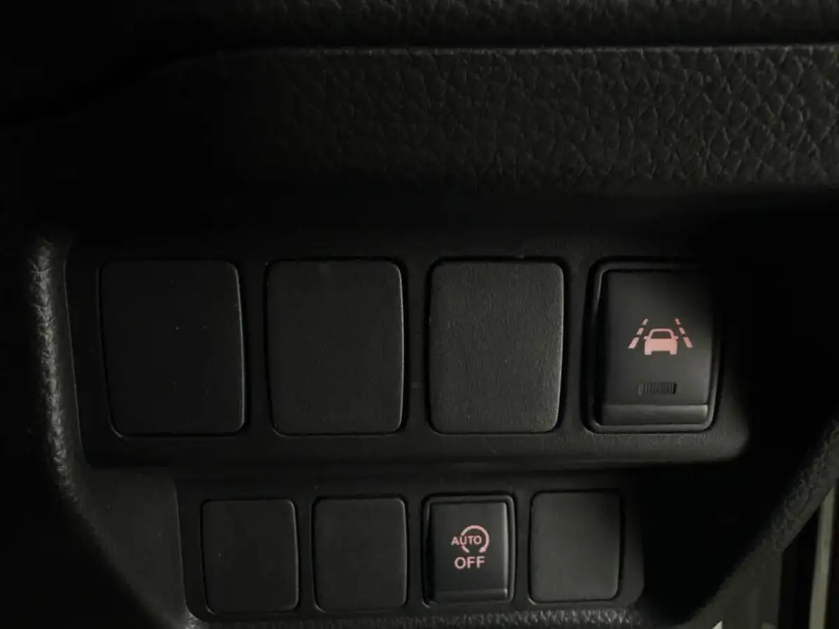 2021-nissan-qashqai-13-dig-t-n-motion-140ps-big-30