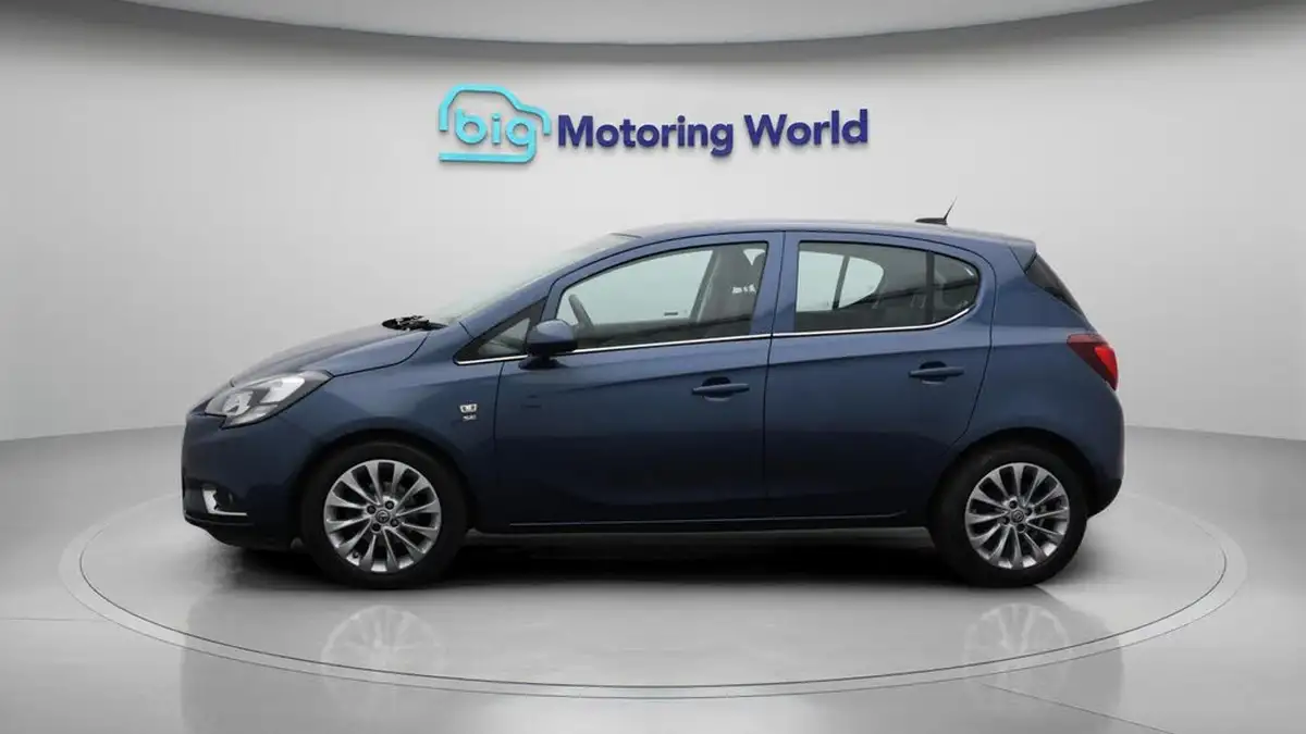 2017-vauxhall-corsa-14i-se-90ps-5d-auto-big-4
